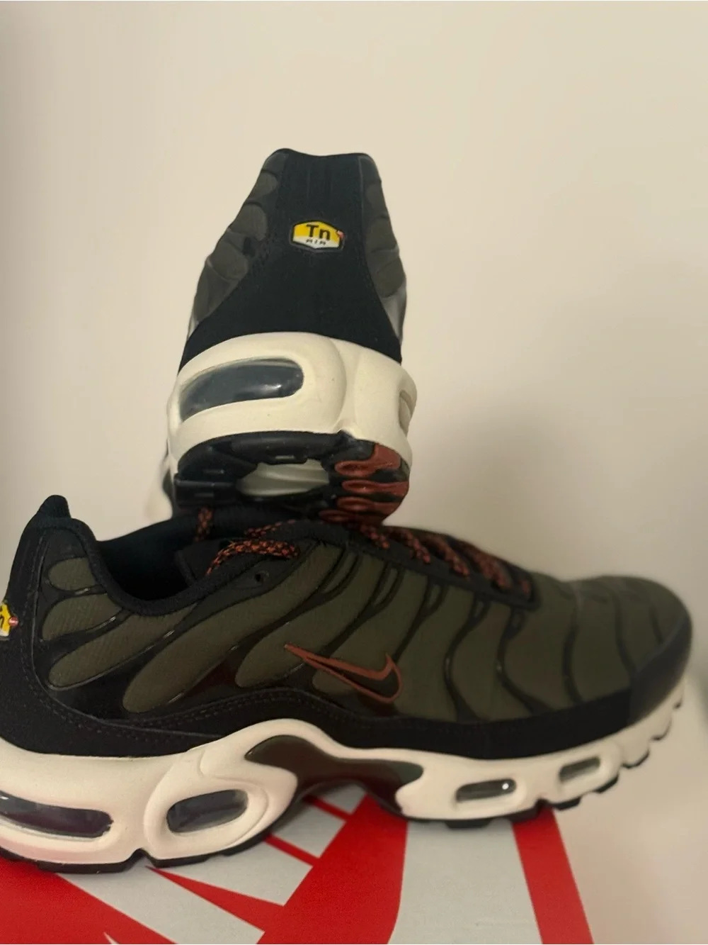 Nike Men's AirMax Plus Cargo Khaki Phantom